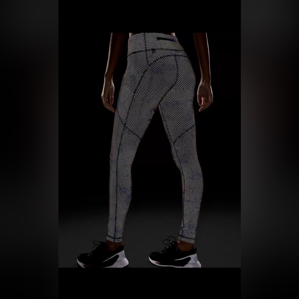 NWT Lululemon Speed MR REFLECTS TIGHTS Size 6 colour ARS1 RARE leggings